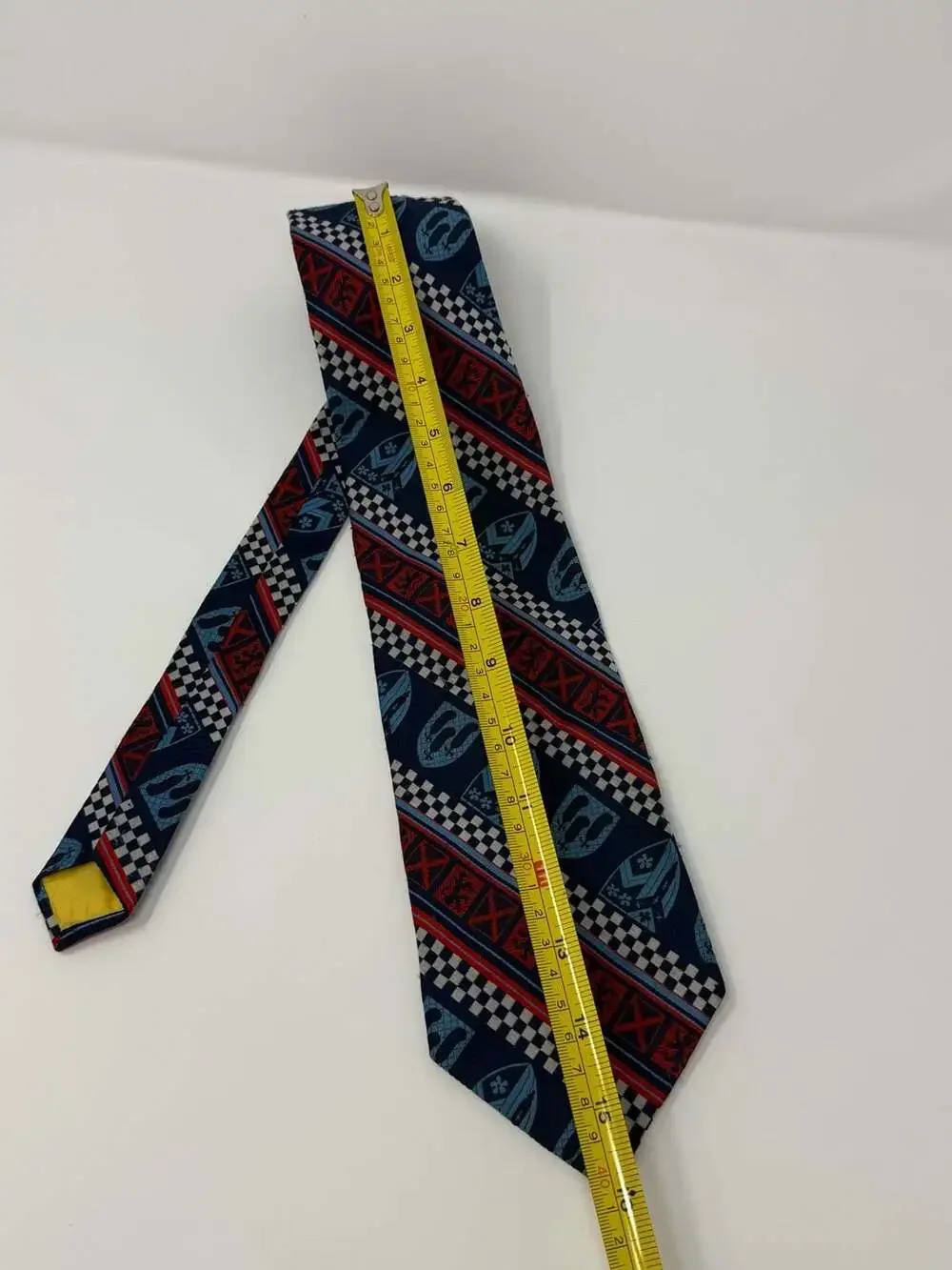 Vintage Heraldic Shield and Checkered Pattern Silk Necktie Scottish Nordic